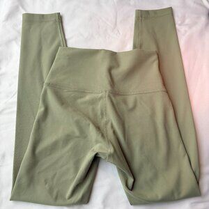 Lululemon align high rise leggings green size 4